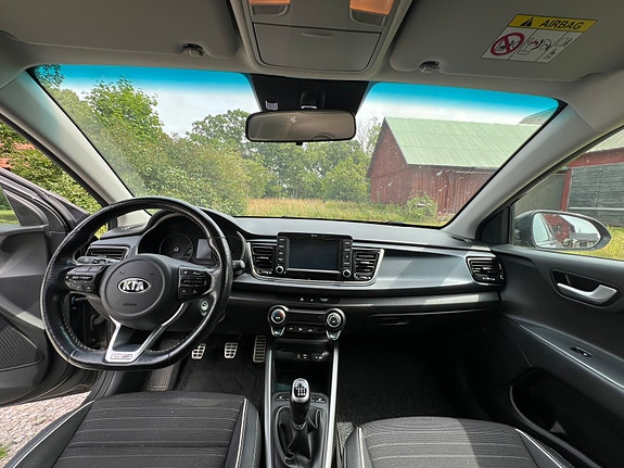 Kia Rio 5 of 11