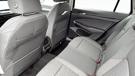 Volkswagen Golf VIII 11 of 12