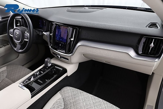 Volvo V60 27 of 30