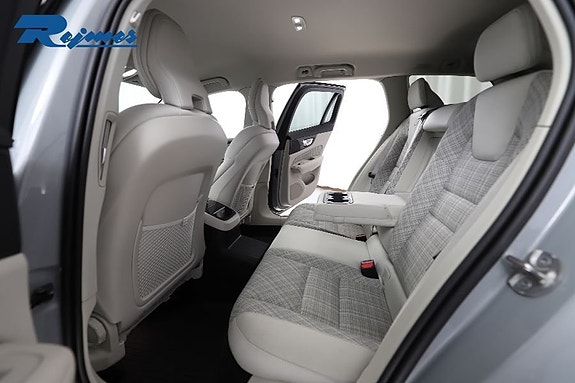 Volvo V60 6 of 30