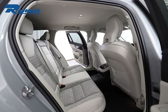 Volvo V60 7 of 30