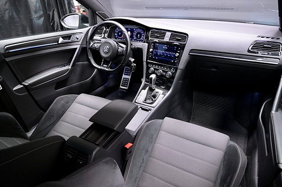 Volkswagen Golf I 11 of 22