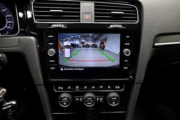 Volkswagen Golf I 19 of 22