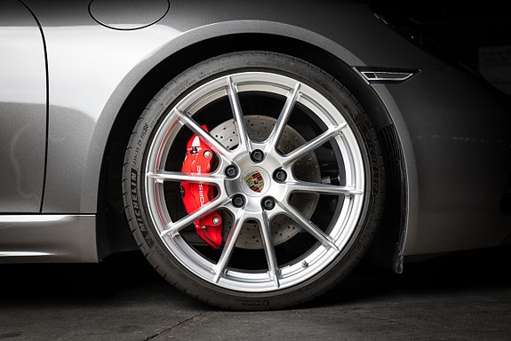 Porsche 718 Cayman GTS 28 of 29