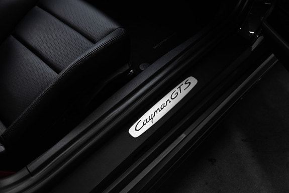Porsche 718 Cayman GTS 26 of 29