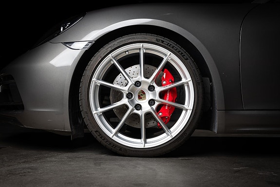 Porsche 718 Cayman GTS 27 of 29