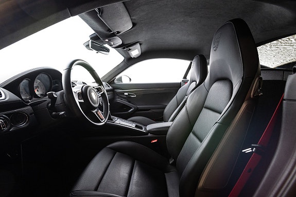 Porsche 718 Cayman GTS 12 of 29