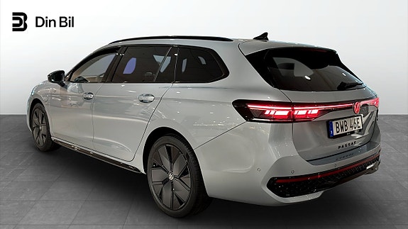 Volkswagen Passat 3 of 13