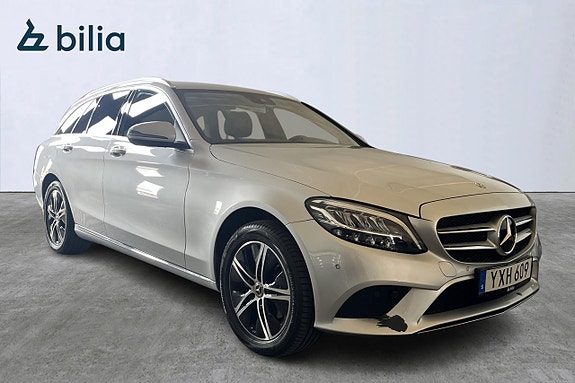 Mercedes-Benz C220 d 2 of 5