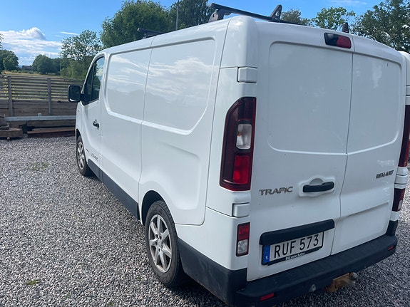 Renault Trafic 4 of 5