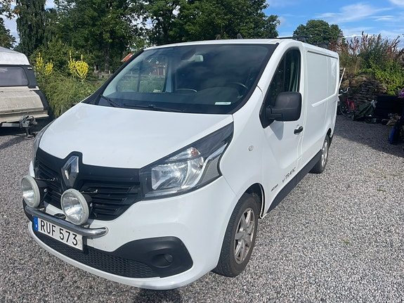 Renault Trafic 2 of 5