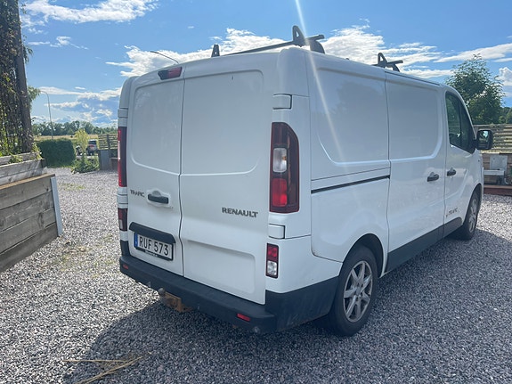 Renault Trafic 3 of 5