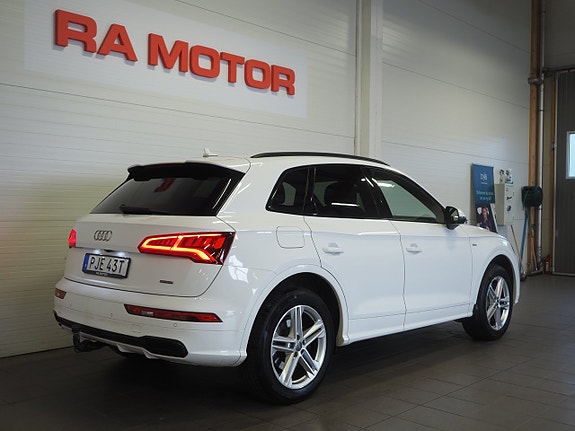 Audi Q5 5 of 24