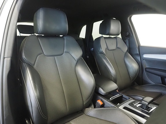 Audi Q5 10 of 24