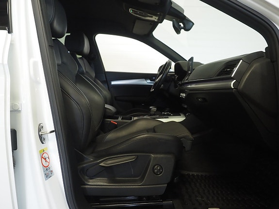 Audi Q5 11 of 24