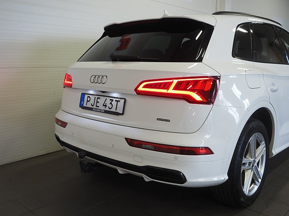Audi Q5 6 of 24