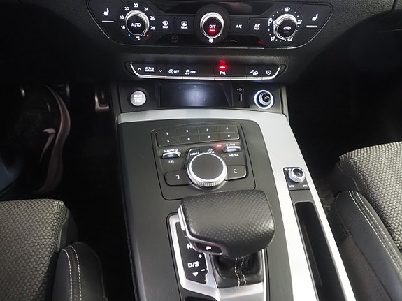 Audi Q5 19 of 24