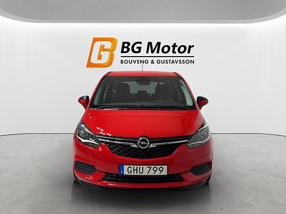 Opel Zafira 2 of 5