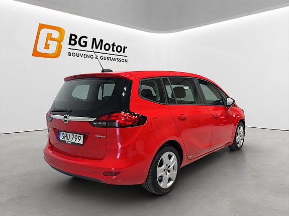 Opel Zafira 4 of 5