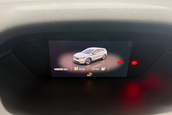 Skoda Enyaq 14 of 20