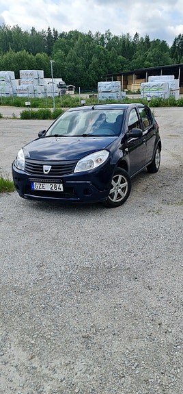 Dacia Sandero 2 of 5