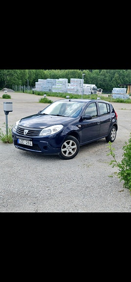 Dacia Sandero 4 of 5