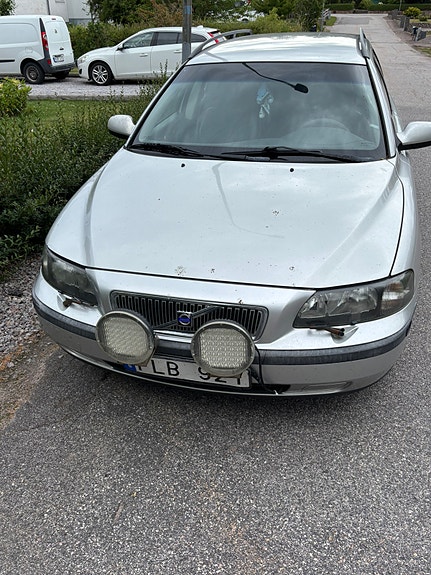 Volvo V70 5 of 5