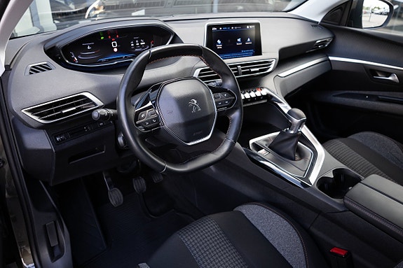 Peugeot 3008 10 of 14