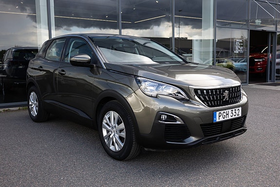 Peugeot 3008 3 of 5