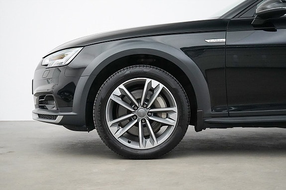 Audi A4 allroad 2 of 5