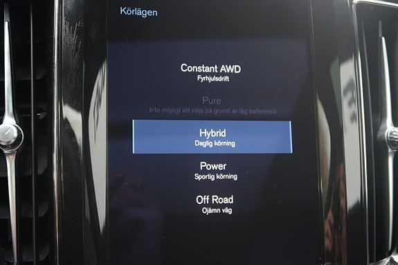 Volvo XC60 18 of 25