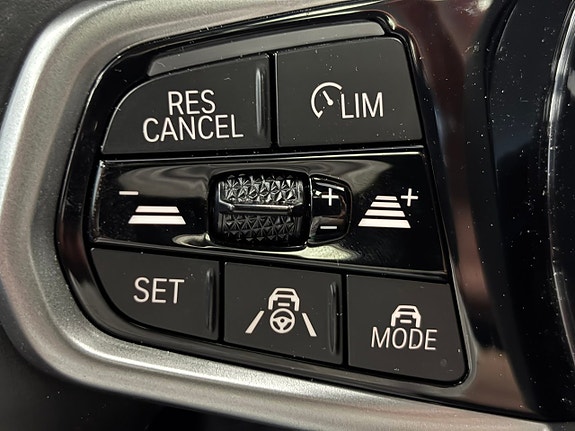 BMW i4 19 of 25