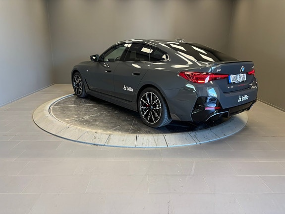 BMW i4 3 of 25