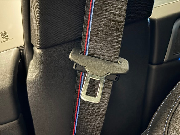 BMW i4 25 of 25