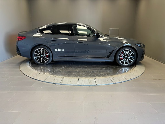 BMW i4 6 of 25