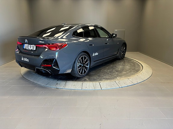 BMW i4 5 of 25