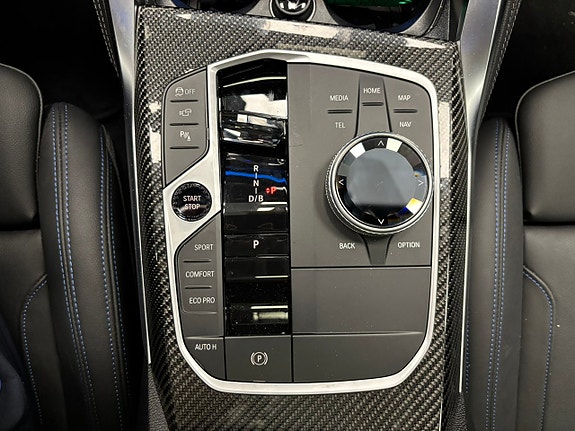 BMW i4 23 of 25