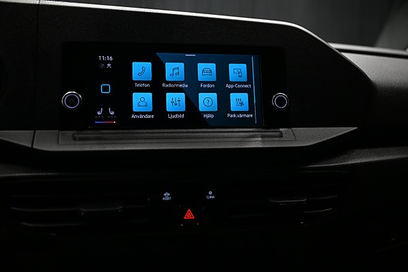 Volkswagen Caddy Maxi 16 of 26