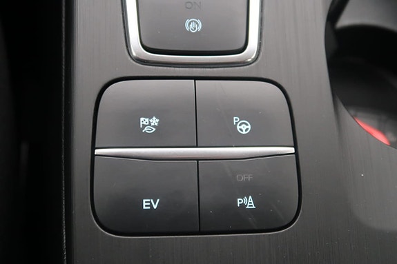 Ford Kuga 21 of 24