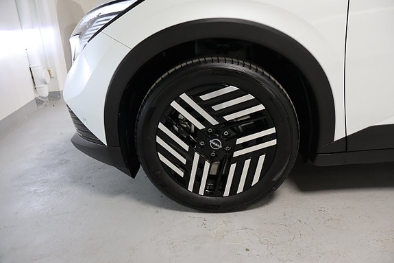 Nissan Leaf 10 of 11