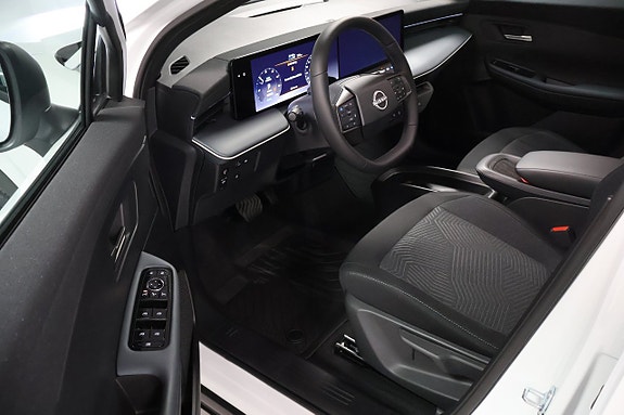 Nissan Leaf 5 of 5