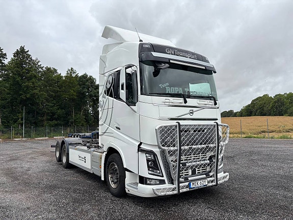Volvo FH-650 6X2 2 of 5