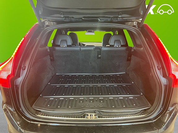 Volvo XC60 16 of 24