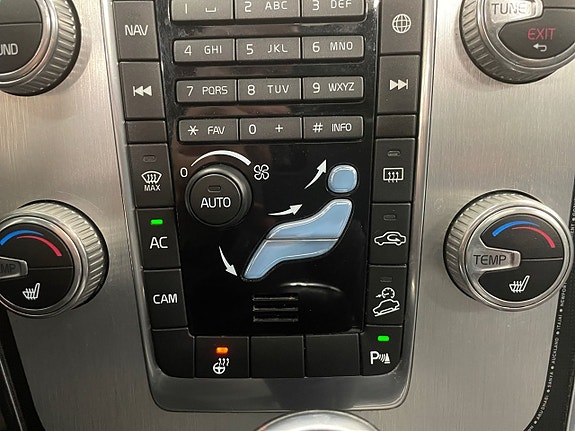 Volvo XC60 19 of 24