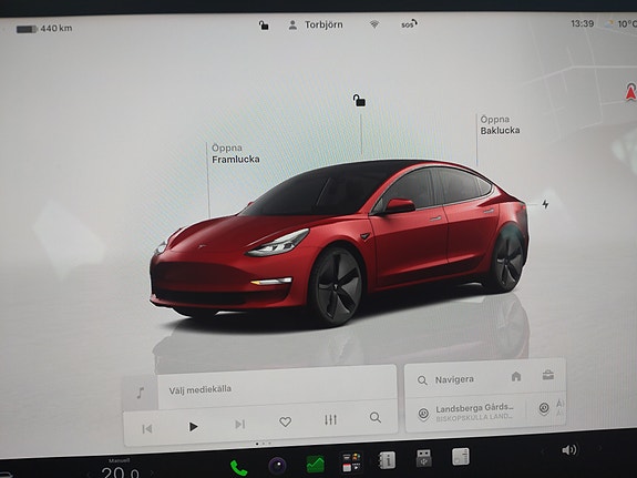 Tesla Model 3 7 of 8