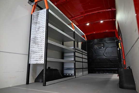 Ford Transit 12 of 27
