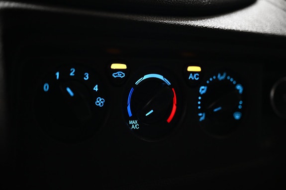 Ford Transit 21 of 27