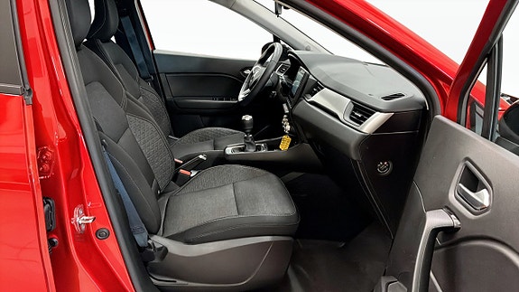 Renault Captur 3 of 13