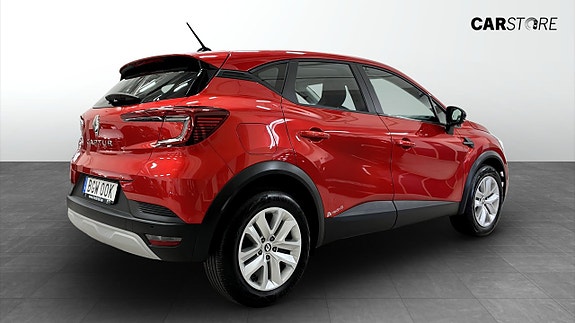 Renault Captur 2 of 13
