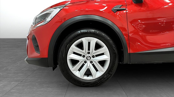 Renault Captur 9 of 13